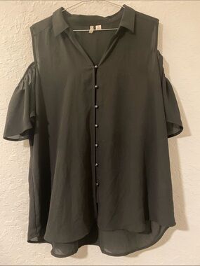 Cold Shoulder top